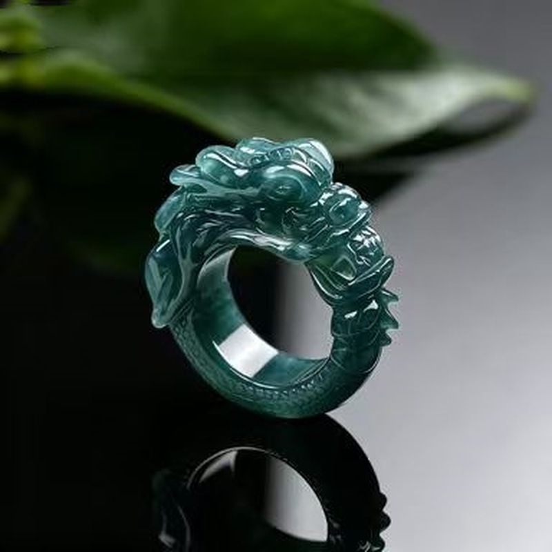 Rings - Bague en jadeite de qualité supérieure,