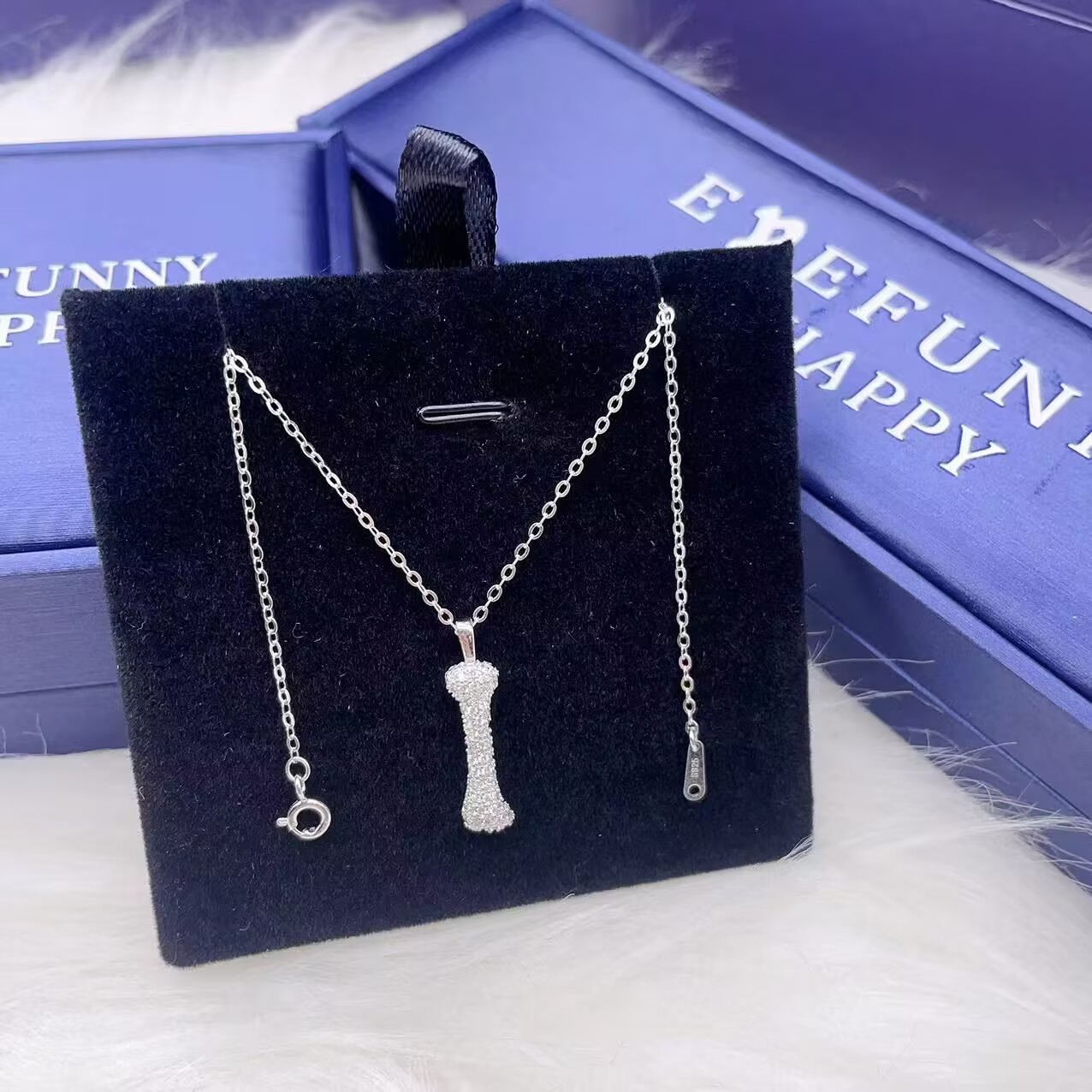 Anime Pendant Necklace - Version améliorée! Le collier tout-en-un avec