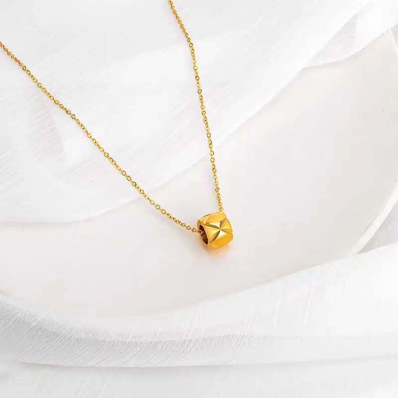 Collier de luxe avec pendentif - Cross Pendant Necklace Gold avis et prix