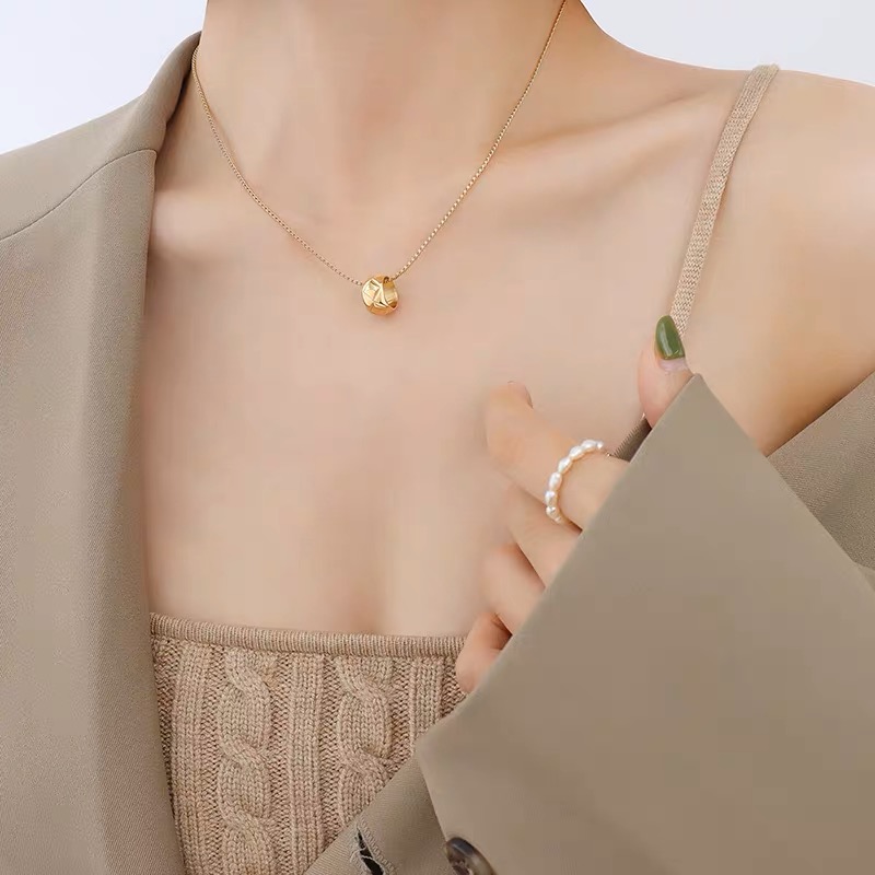 Collier de luxe avec pendentif - Cross Pendant Necklace Gold avis et prix