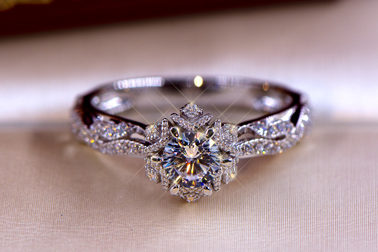 Bague en argent sterling S925  - Moissanite Engagement Ring 1 Carat avis et prix