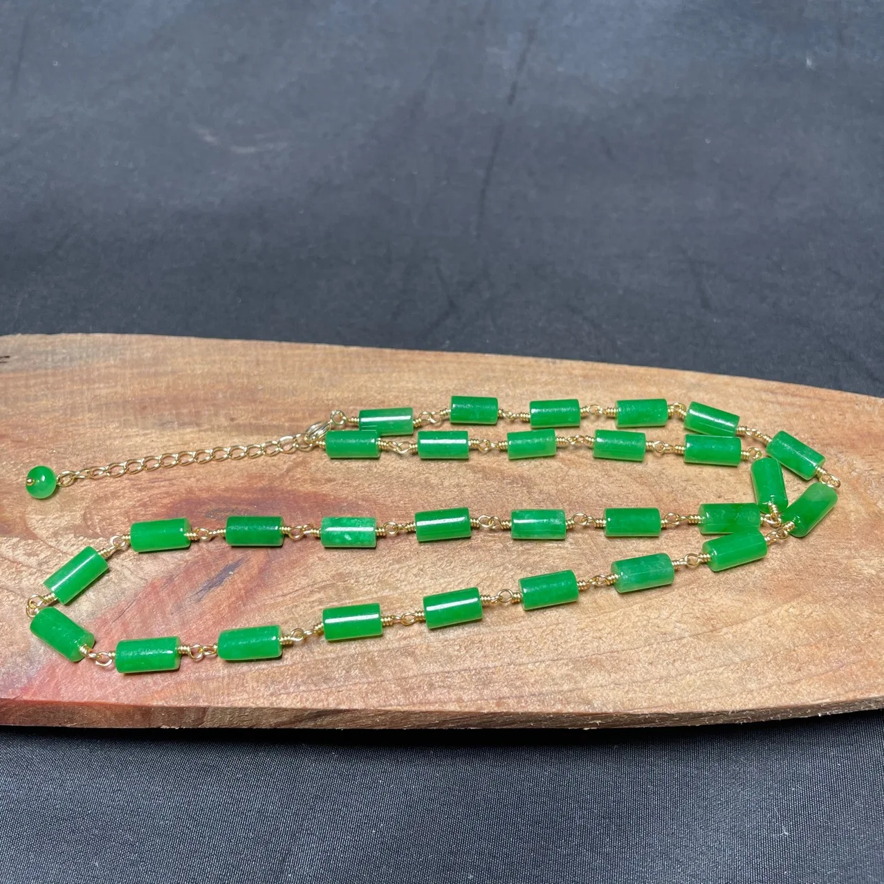 Collier de perles de Jade vert - Necklaces avis et prix