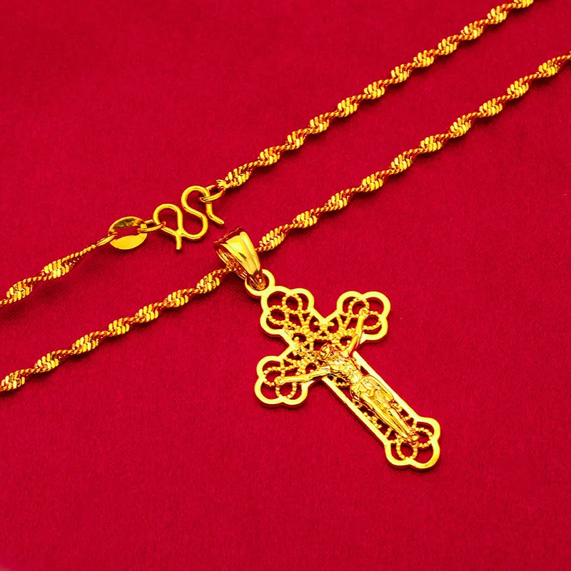 Collier croix en or vintage de - Cross Pendant Necklace Gold avis et prix