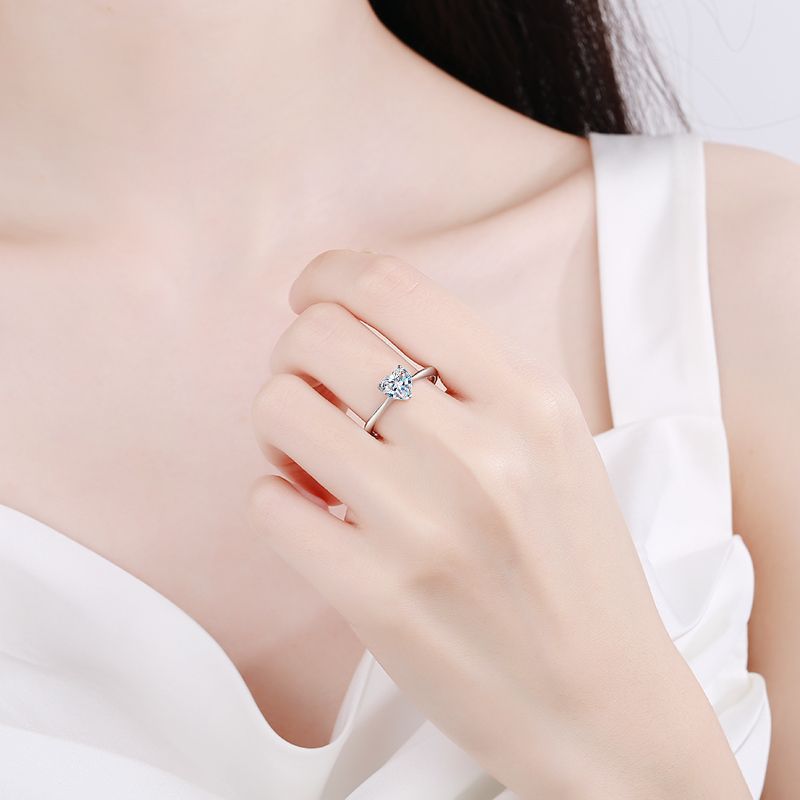 LioraGem Bague en moissanite f - Moissanite Engagement Ring 1 Carat avis et prix