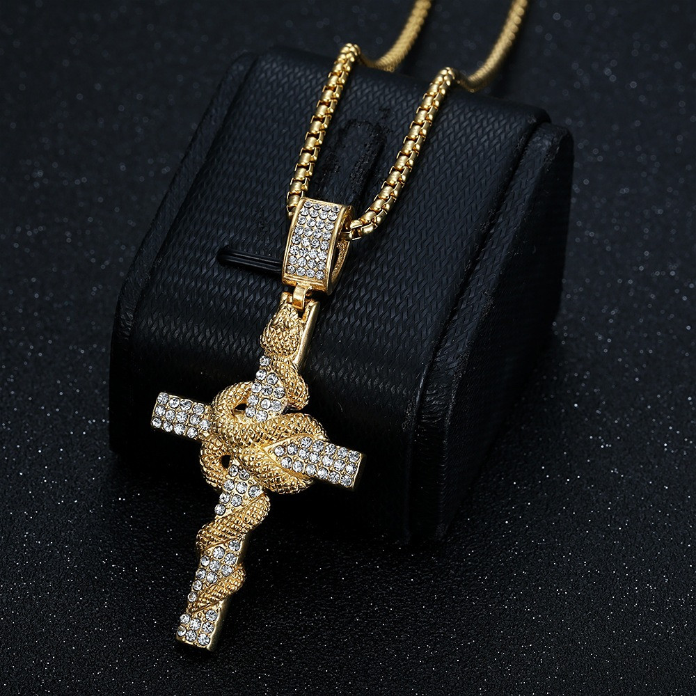Colliers avec pendentif en for - Cross Pendant Necklace Gold avis et prix