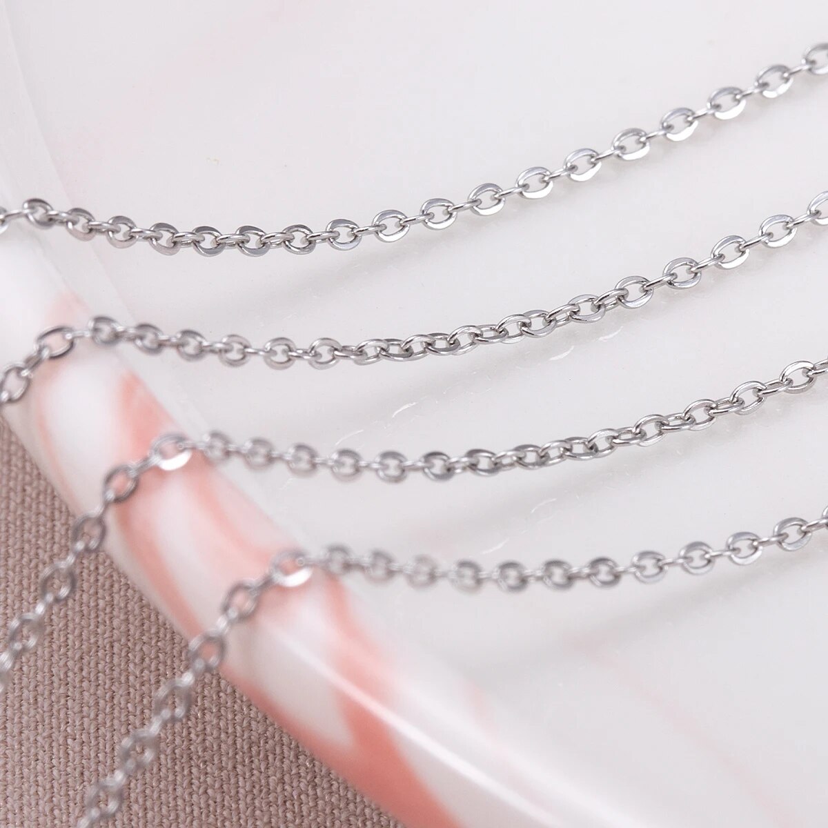 Chaînes fines en acier inoxyda - Body Jewelry avis et prix