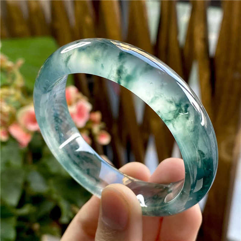 Jadeite de type glace avec mot - Bracelets avis et prix