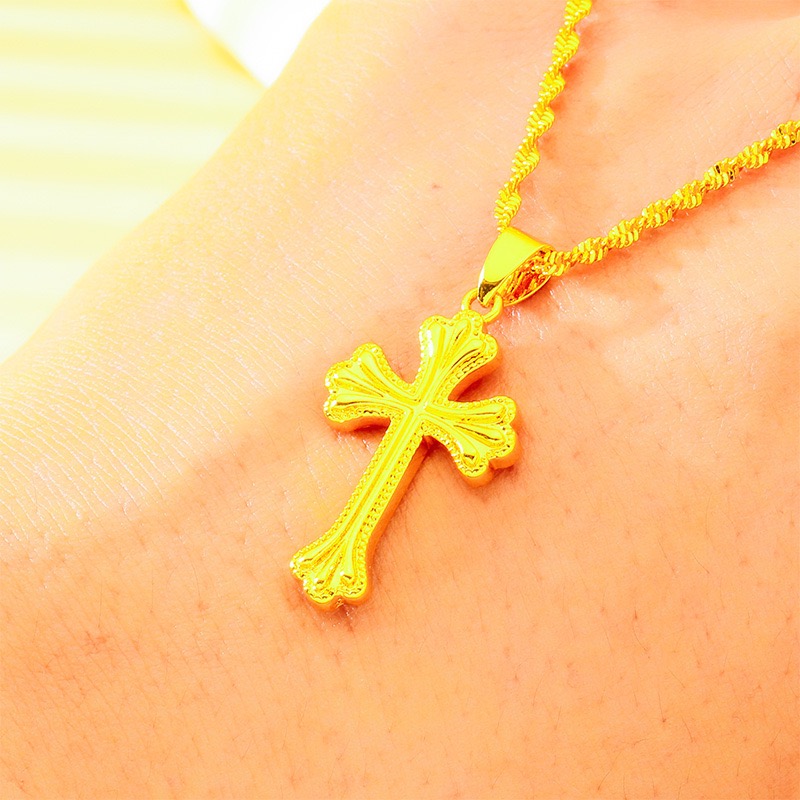 Collier croix classique en or  - Cross Pendant Necklace Gold avis et prix
