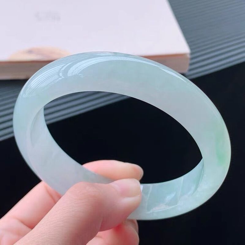 Bracelet en jadéite translucid - Bracelets avis et prix