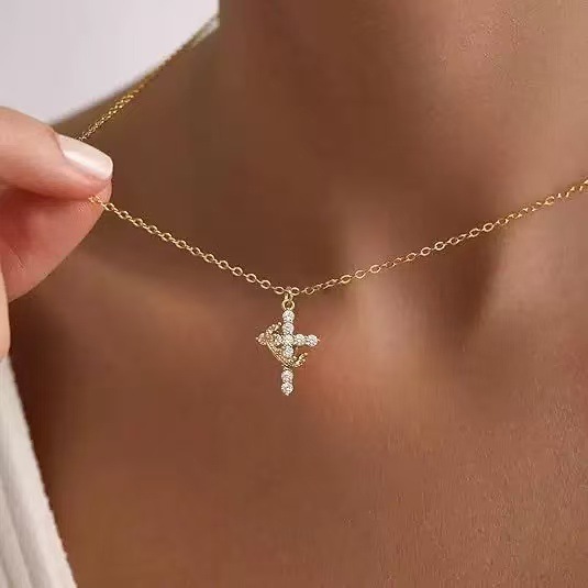 Collier pendentif croix rotati - Cross Pendant Necklace Gold avis et prix