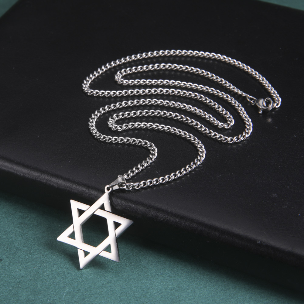 Collier pendentif étoile de Da - Necklaces avis et prix